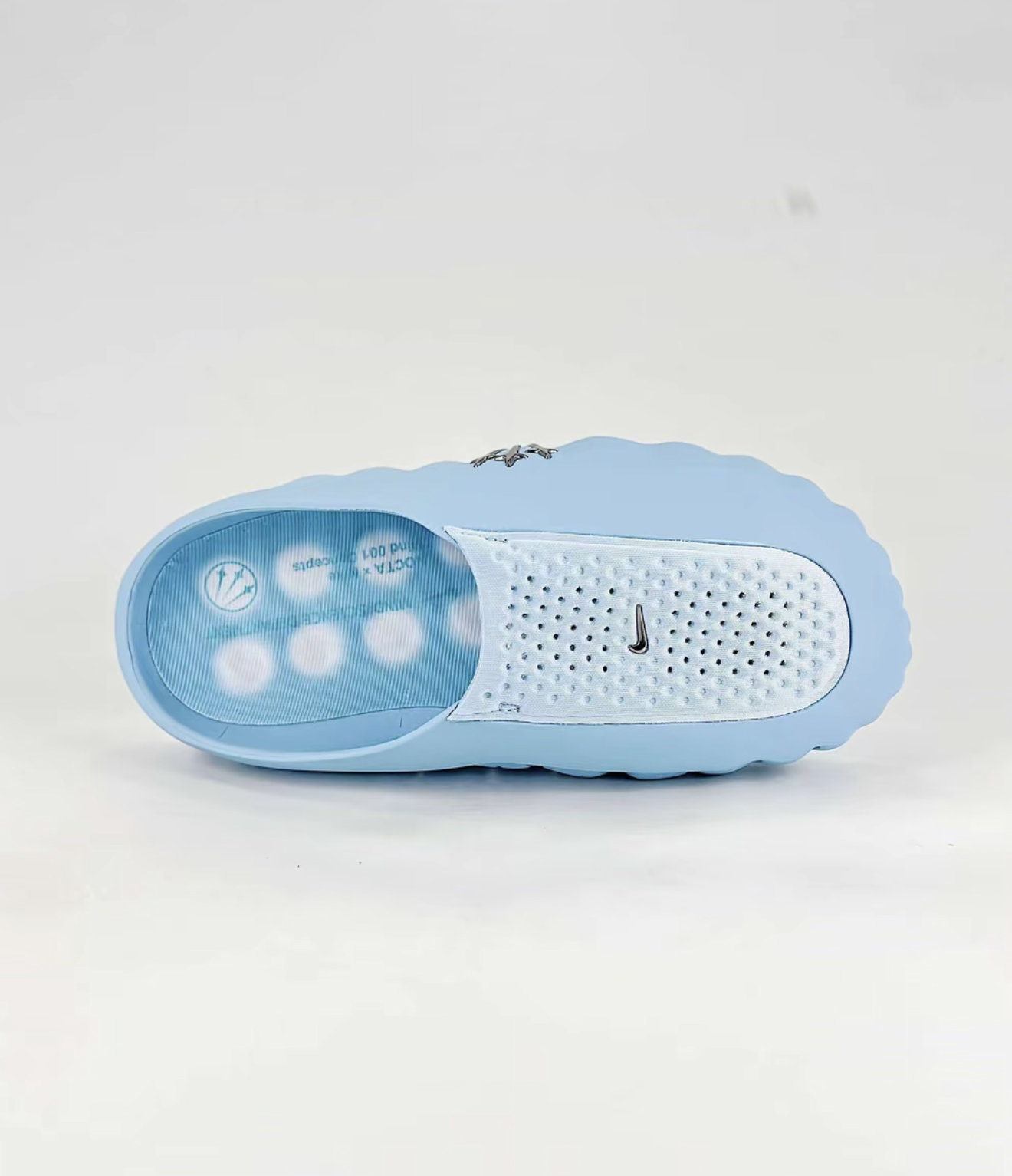 MIND 001 X Nocta Azul Claro