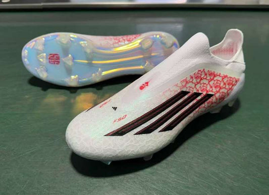 Guayos F50 Yamal Blanco Rosas Laceless