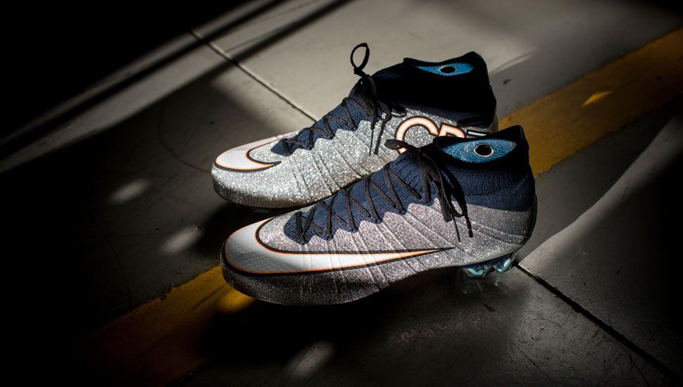 Guayos Mercurial Superfly CR7 Gris