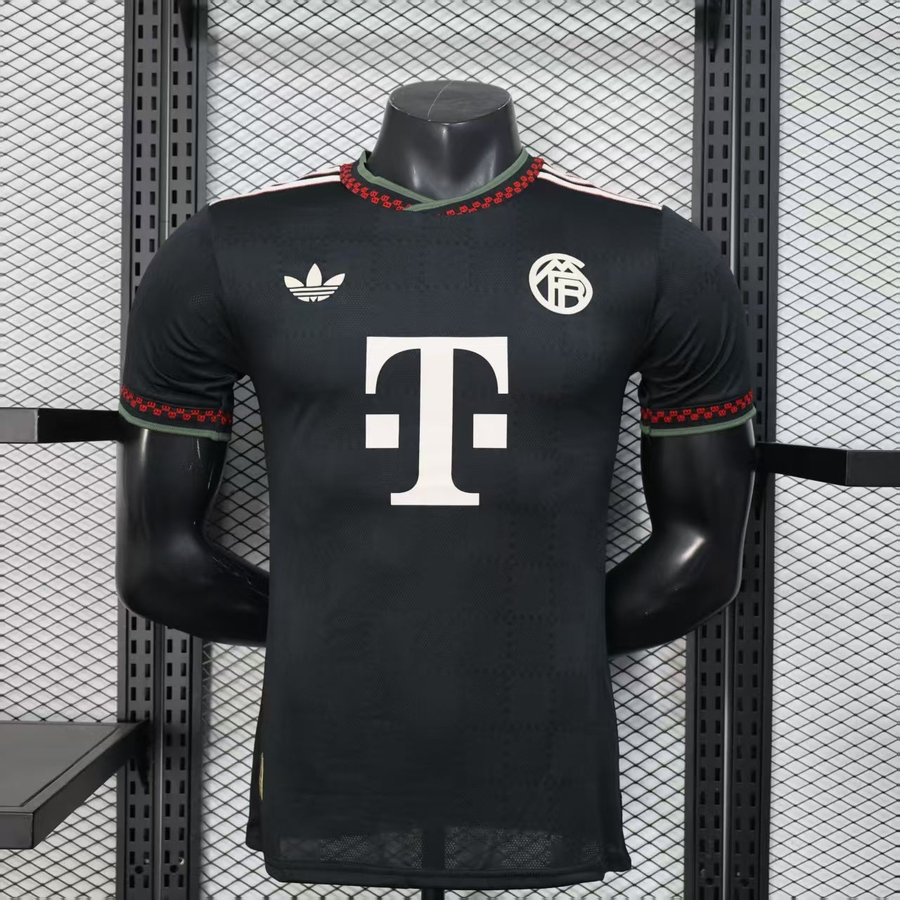 Bayern Munchen Alternativa 2025/26