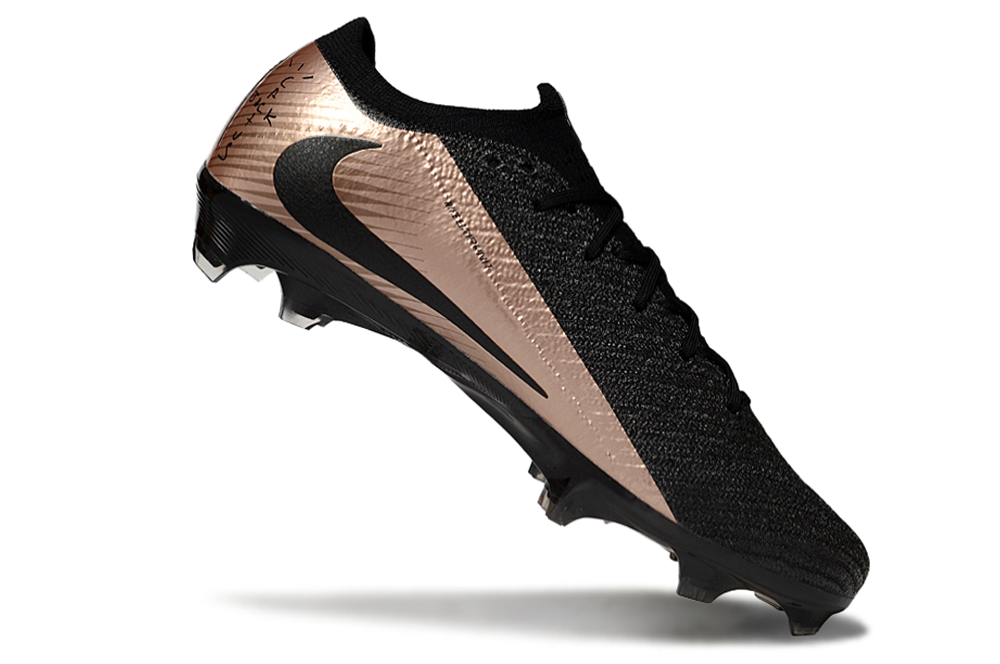 Guayos Mercurial Vapor 16 Travis Scott Edition