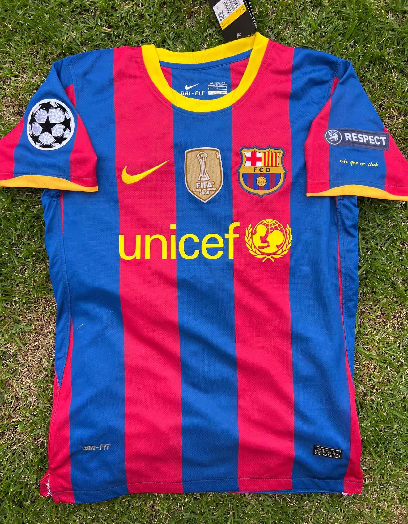 Barcelona retro 2010/11