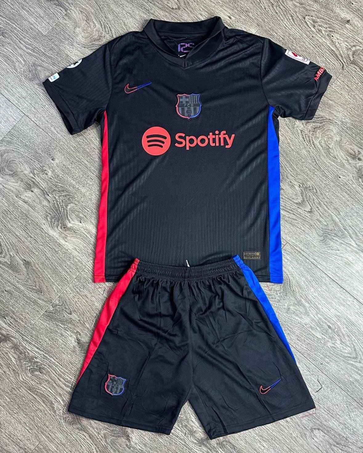 Uniforme niño Barcelona visitante 2024/25