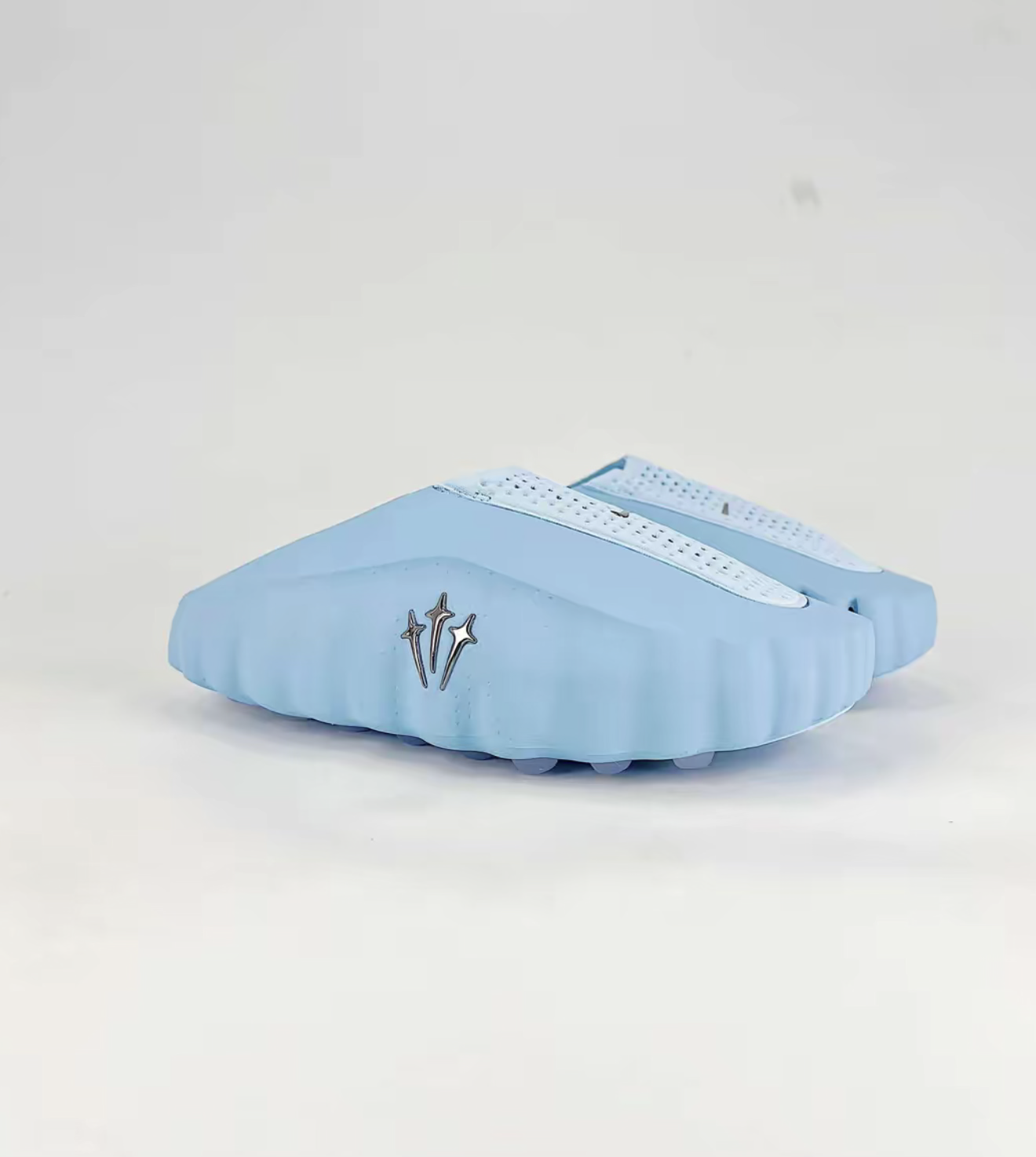 MIND 001 X Nocta Azul Claro
