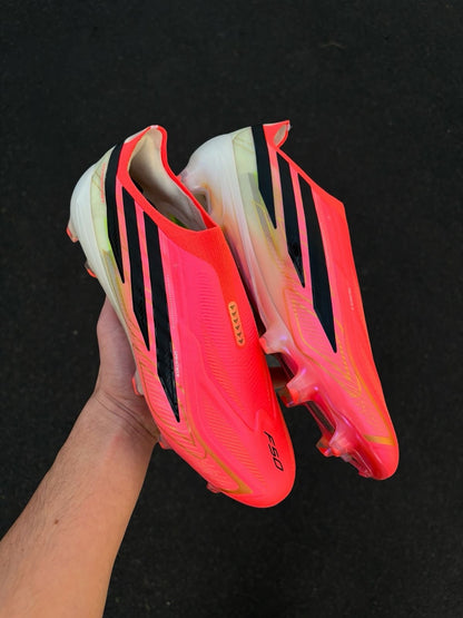 Guayos F50 Hyperfast Rojo Mundial 26 Laceless